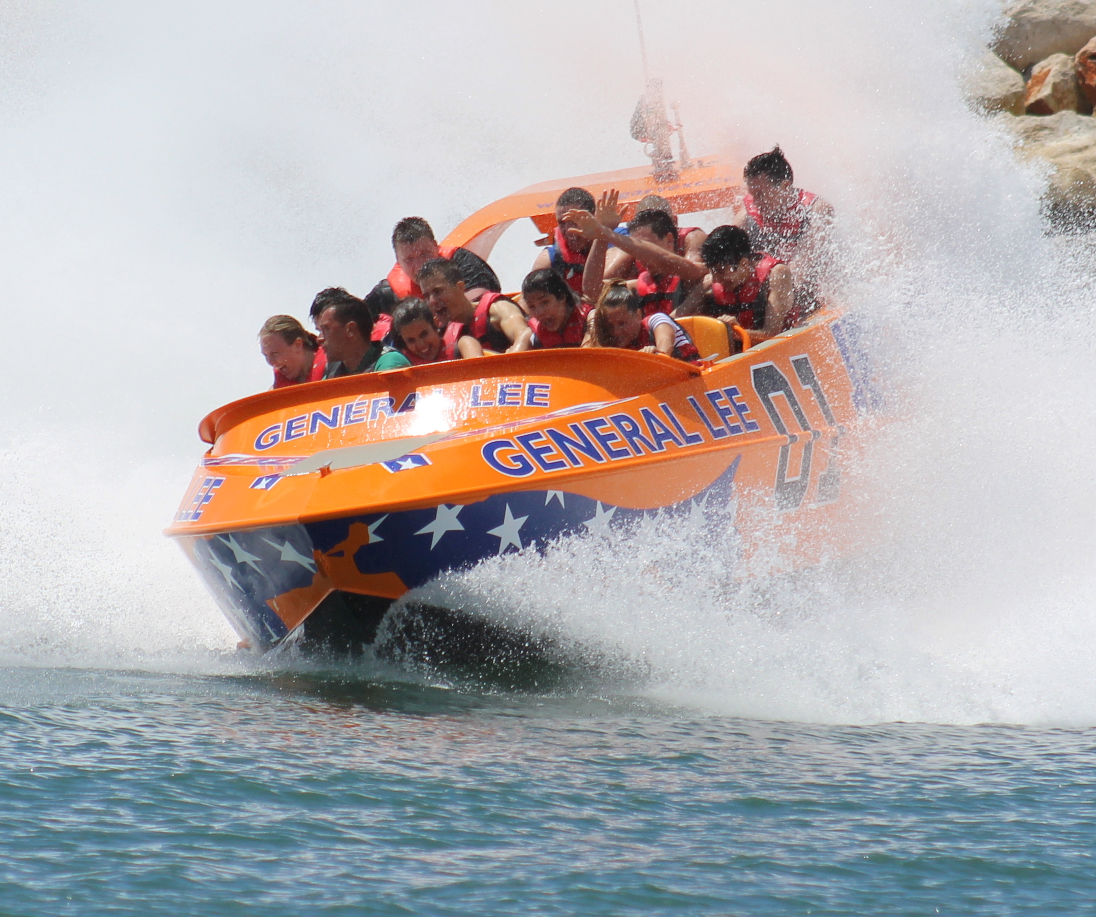 The Main Dolphin Species You May Encounter on Dolphin Trips Albufeira:<br />
